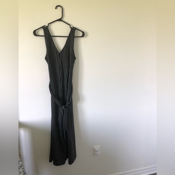 Mira & Co Jumpsuit - Picture 2 of 6